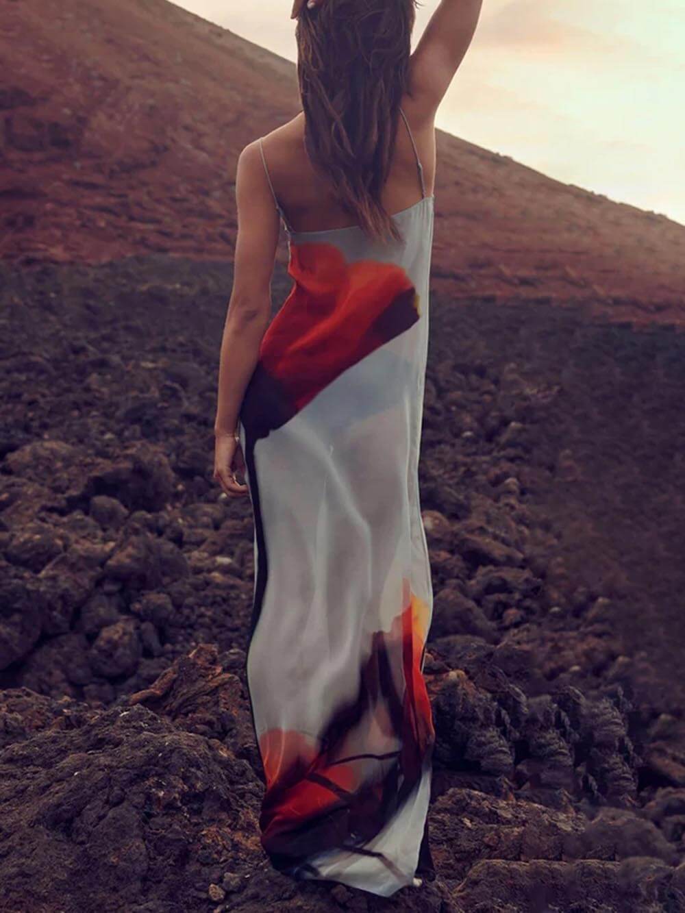 LB | Holiday Abstract Tulip Print Slip H-Line Maxi Dress