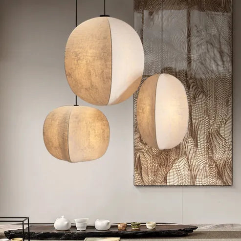 Japońska lampa wisząca w stylu wabi-sabi z tkaniny