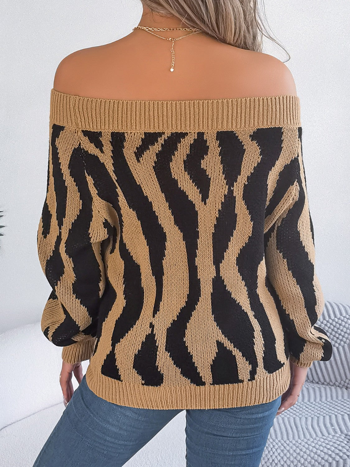 LB | Nowoczesny i modny sweter