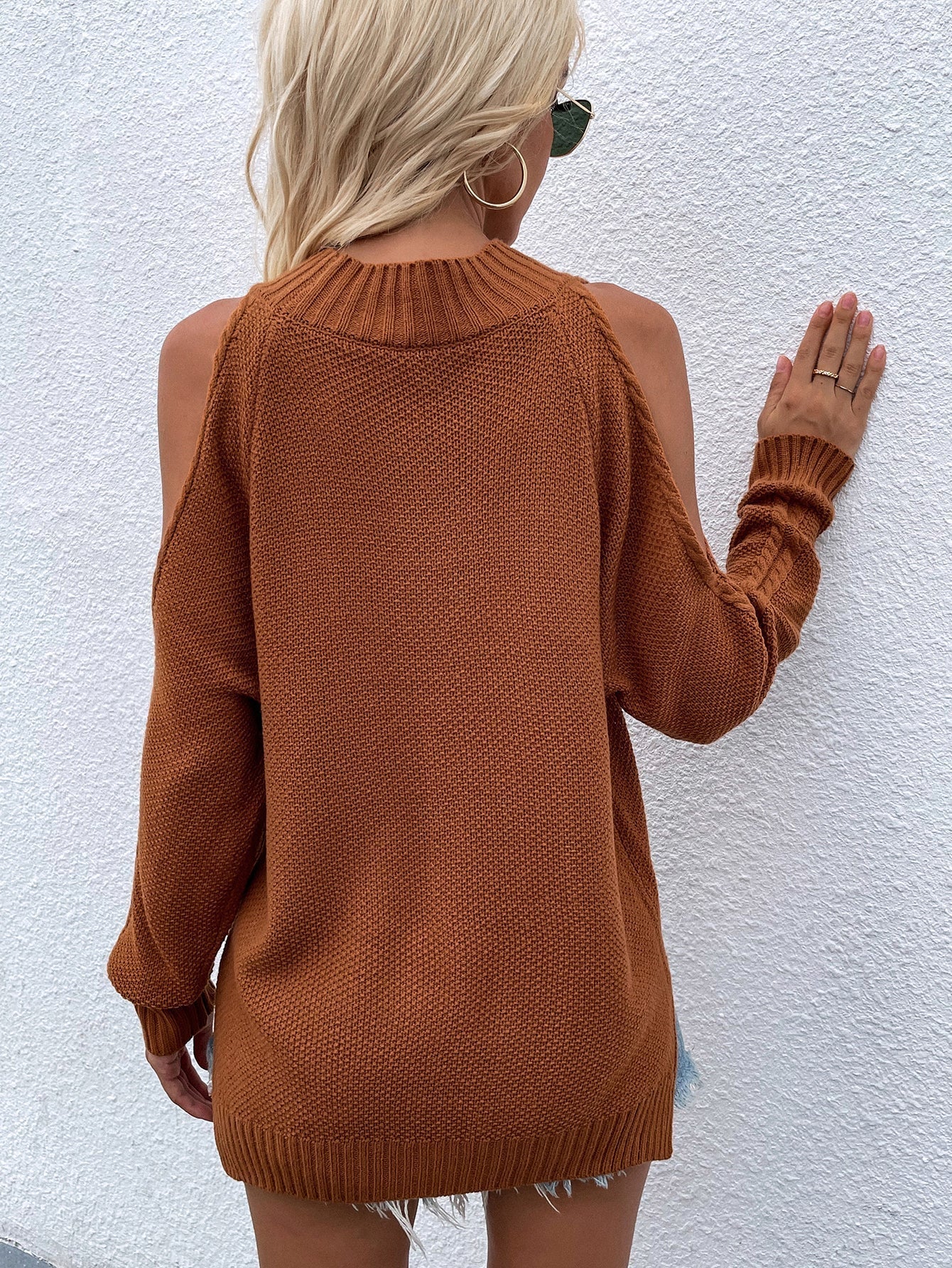 LB | Luźny i modny sweter