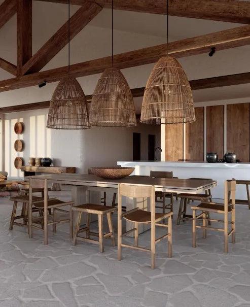 Kreatywna lampa wisząca z rattanu do kuchni w stylu wabi-sabi