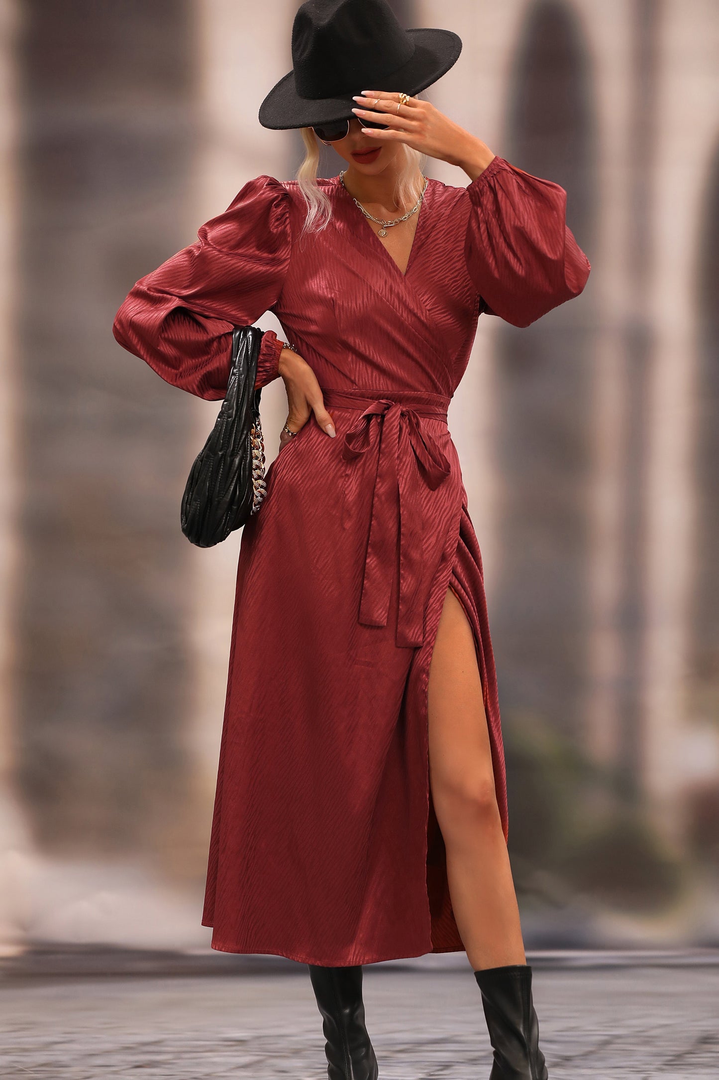 LB | Living Your Best Life Brązowa sukienka maxi