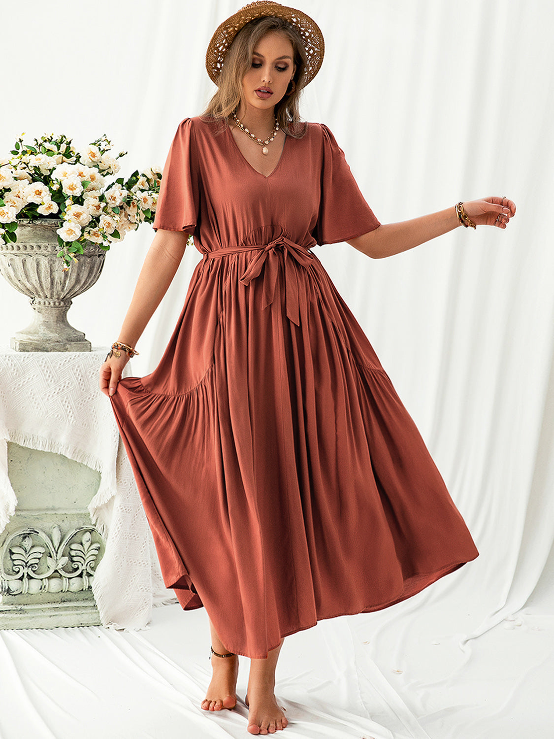 LB | Plus Size V-neck flutter sleeve midi dress