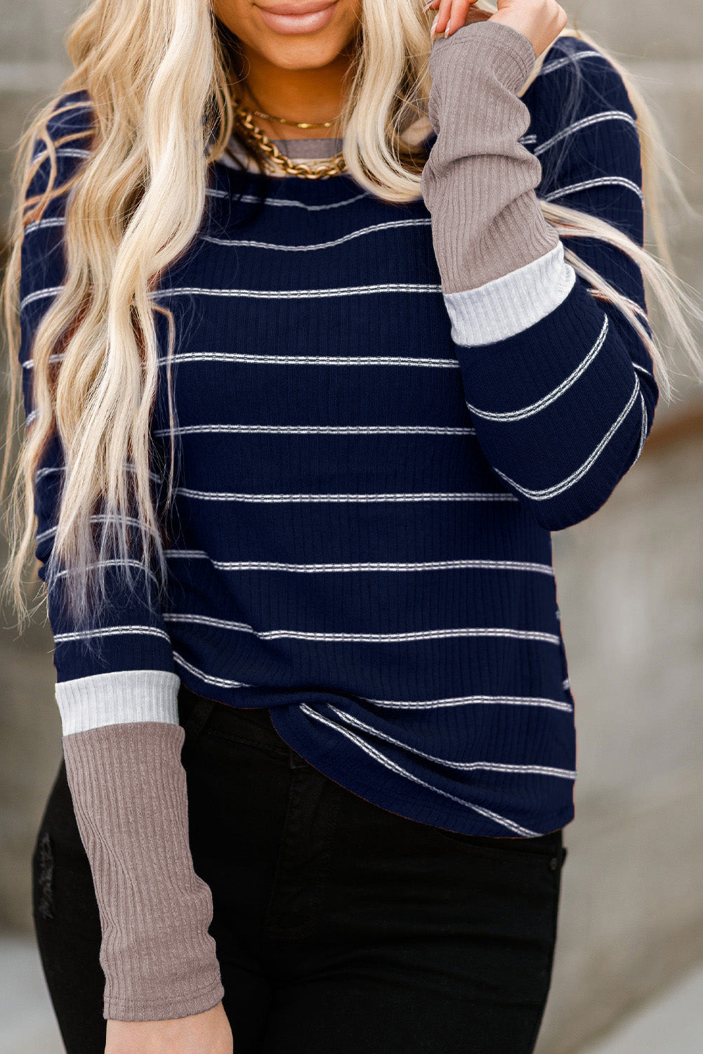 LB | Stylowy i elegancki sweter