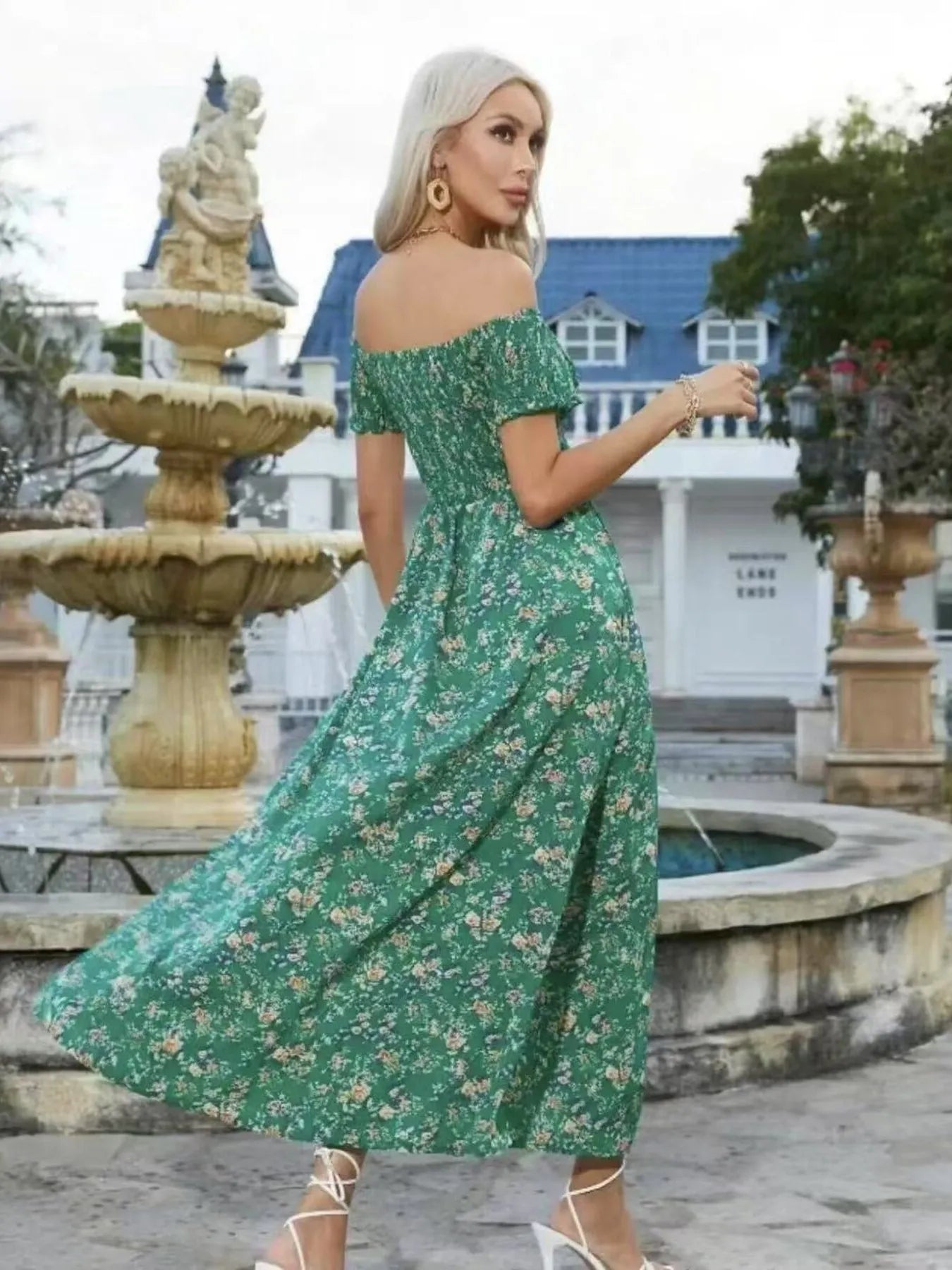 LB | Pełnowymiarowa sukienka midi z rozcięciem na ramieniu w kwiaty Plus Size