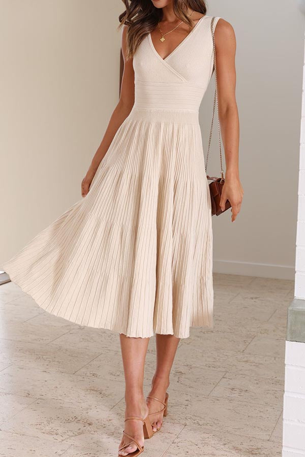LB | Elegancka plisowana sukienka midi