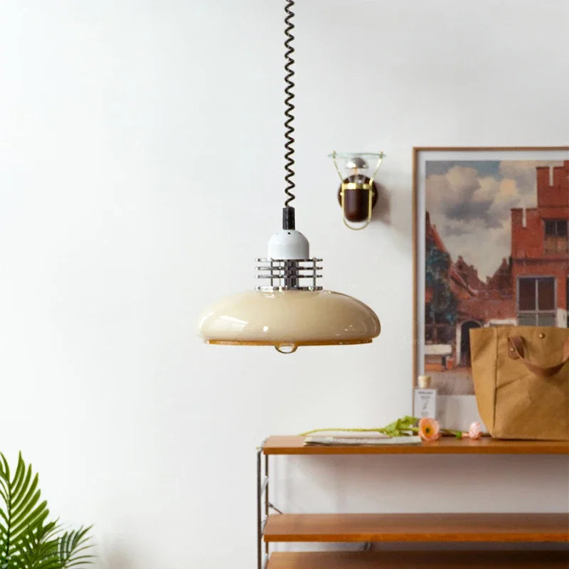StudyStream - lampa Bauhaus