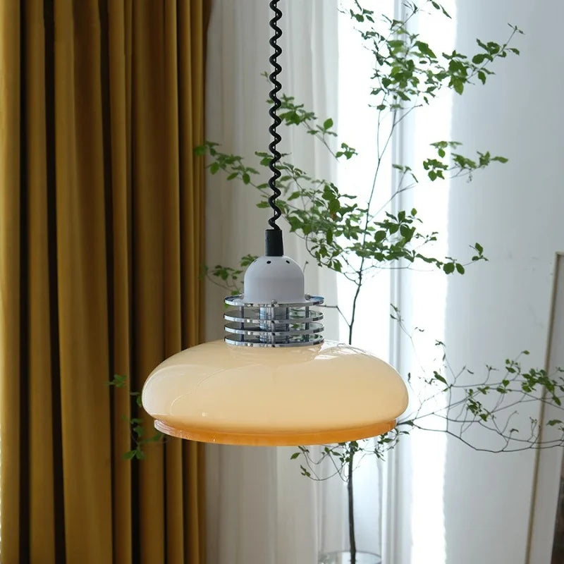 StudyStream - lampa Bauhaus