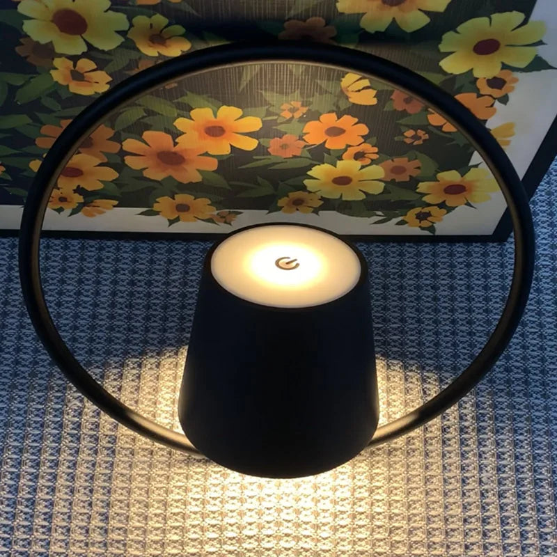 PlushLumina - Przenośna lampa wisząca