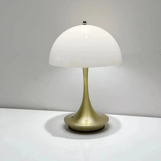 CordFreeShine - bezprzewodowa lampa stołowa