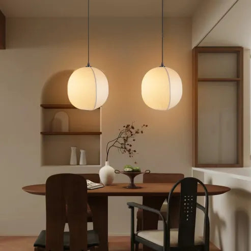 Japońska lampa wisząca w stylu wabi-sabi z tkaniny