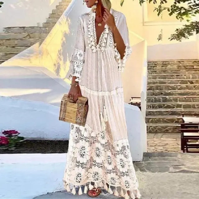 AS | Długa sukienka boho z koronką i pomponami