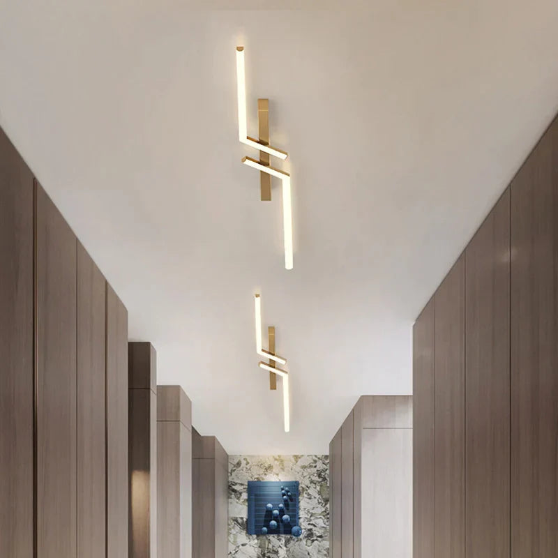 SleekGlow - lampa sufitowa z linią LED
