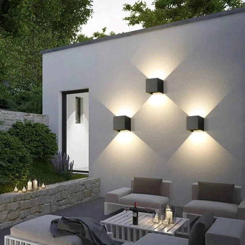 MetroLite - Elegancka lampa ścienna do zastosowań zewnętrznych