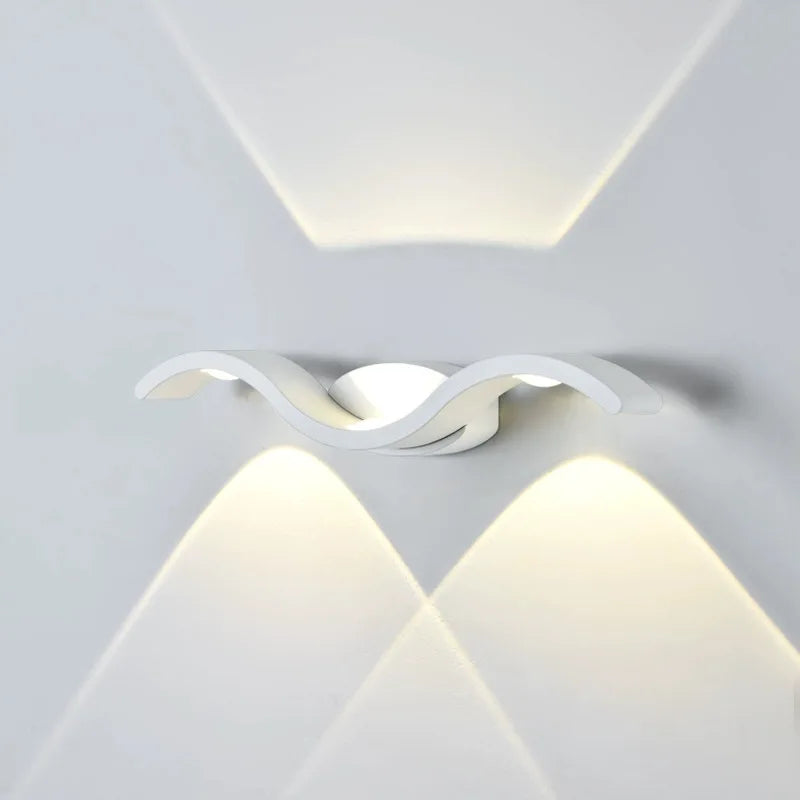 Illuminaire - Nowoczesna lampa ścienna