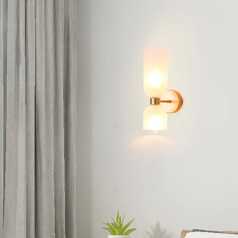 PureGlow - Minimalistyczna lampa ścienna