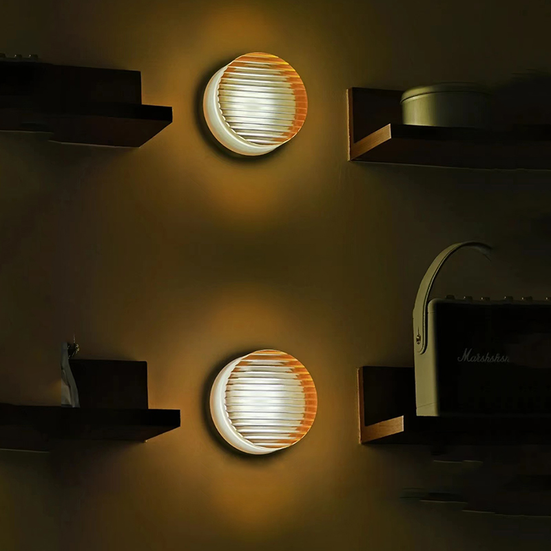 LumaSphere | Elegancka okrągła lampa ścienna