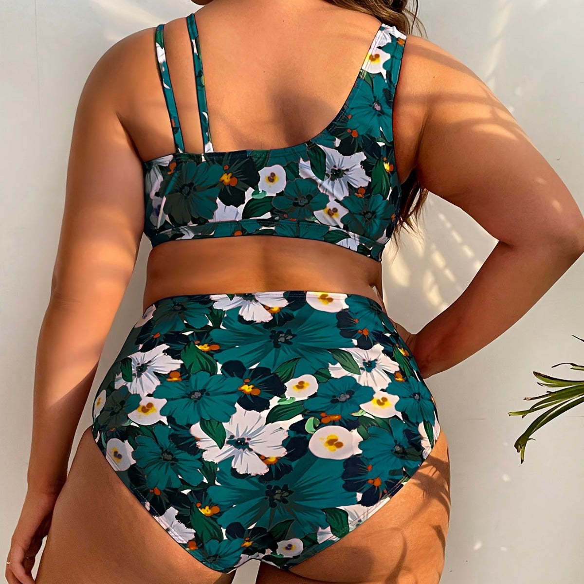 Modny i ponadczasowy Bikini