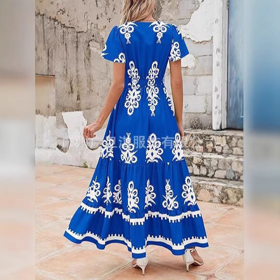 LB | Damska sukienka maxi - krój w stylu boho - kwiatowy nadruk - dekolt w szpic - krótkie rękawy