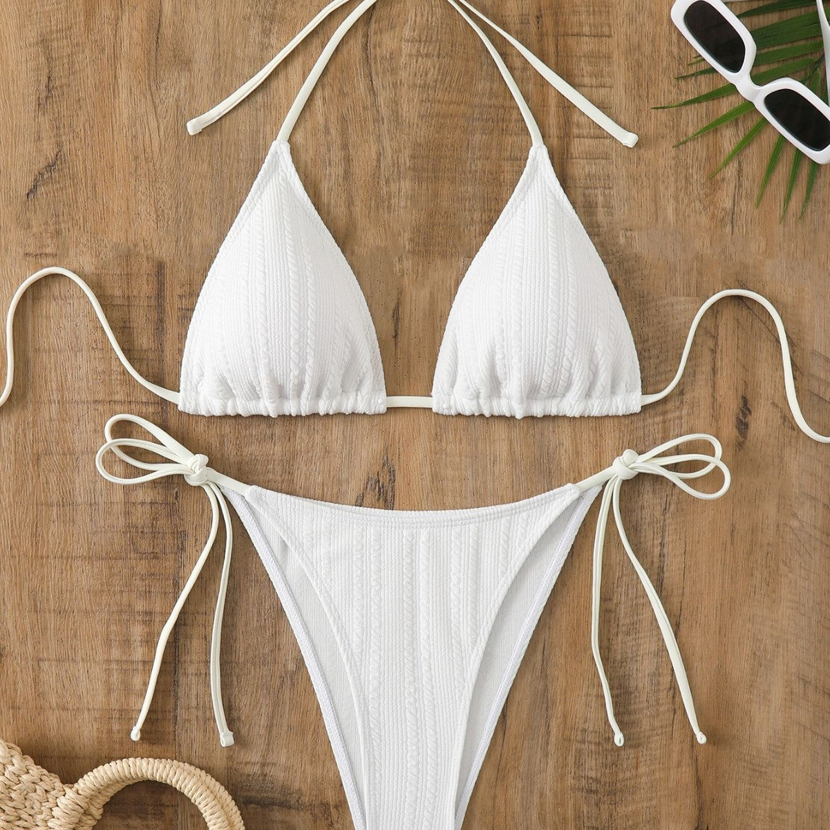 Modny i ponadczasowy Bikini