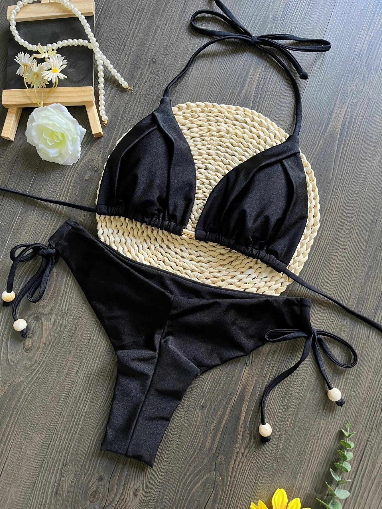 Pociągający i wyrafinowany Bikini