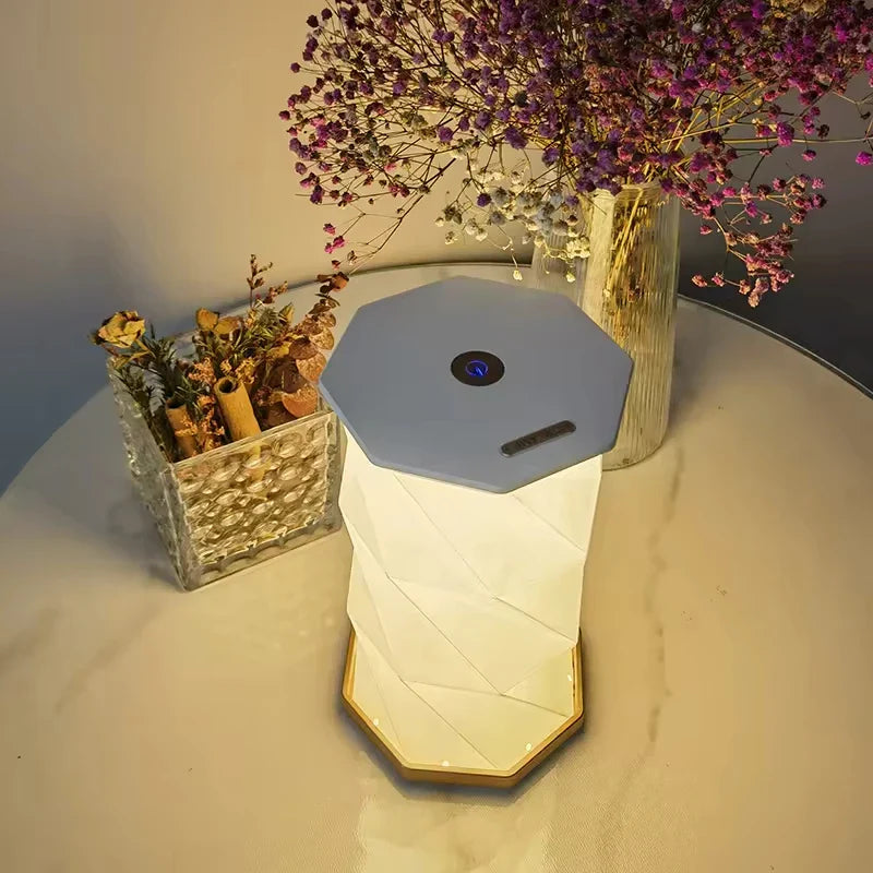 GlamourGlow - kryształowa lampa Charge