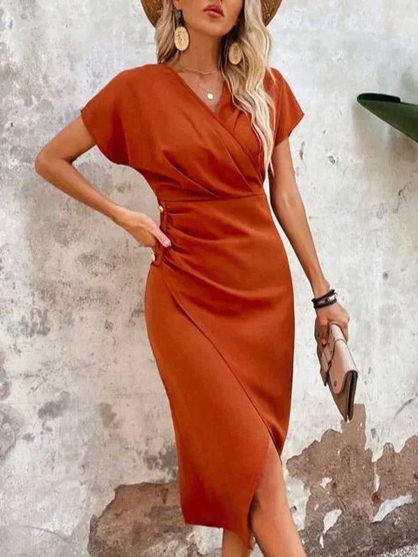 LB | Elegancka drapowana sukienka midi