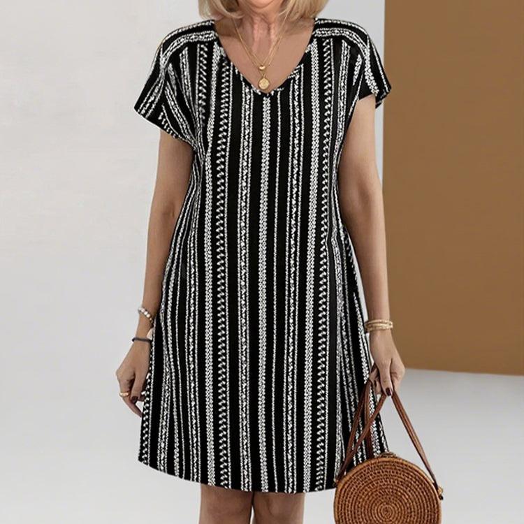 LB | Fajna sukienka mini z krótkim rękawem V-neck