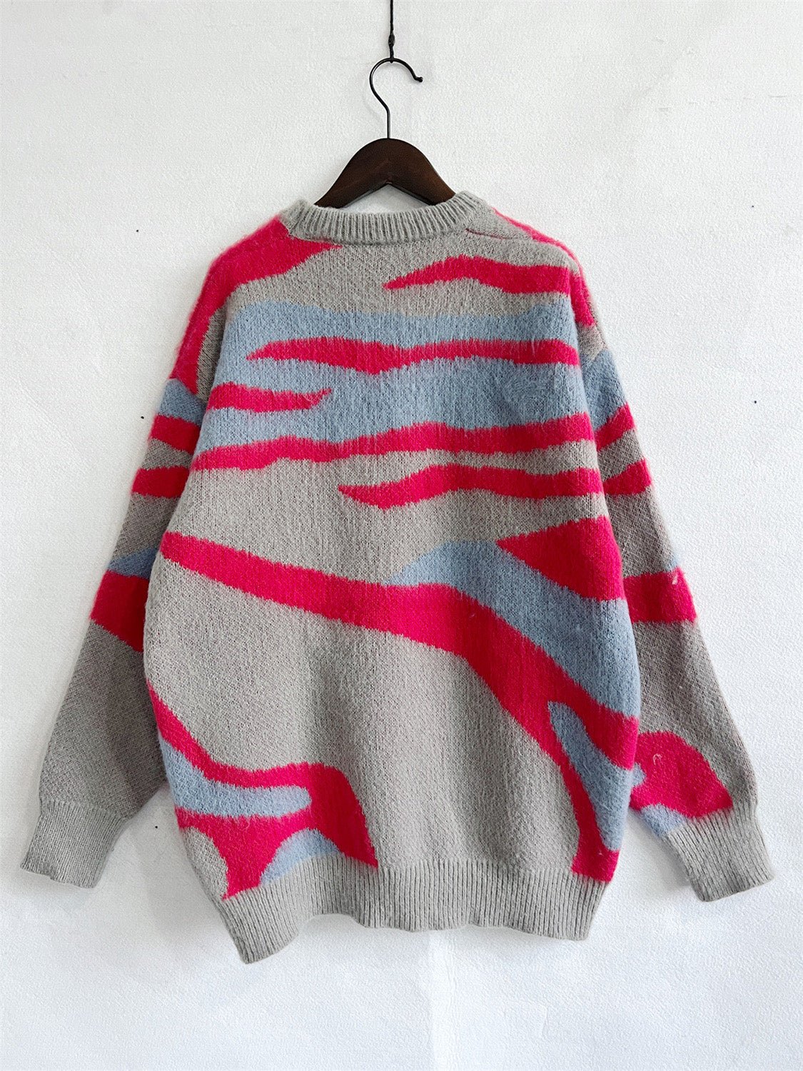 LB | Ponadczasowy i stylowy sweter