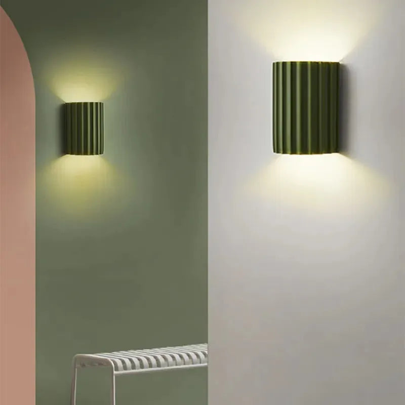 SwirlGlow | Lampa ścienna zapewniająca nowoczesną atmosferę