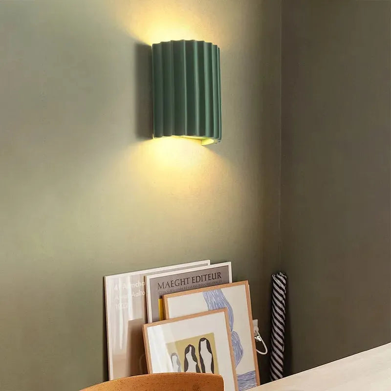 SwirlGlow | Lampa ścienna zapewniająca nowoczesną atmosferę