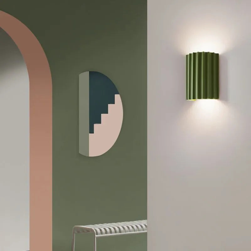 SwirlGlow | Lampa ścienna zapewniająca nowoczesną atmosferę