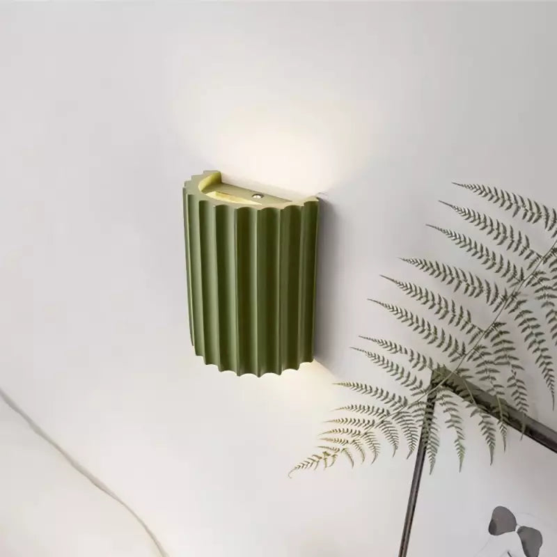 SwirlGlow | Lampa ścienna zapewniająca nowoczesną atmosferę