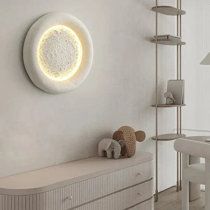 LuxeGlow | Elegancki okrągły kinkiet z żywicy