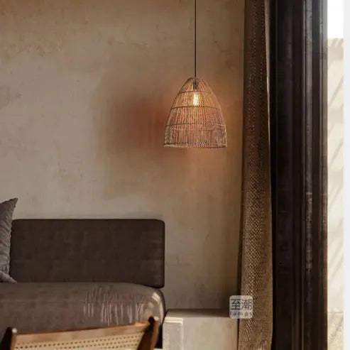 Kreatywna lampa wisząca z rattanu do kuchni w stylu wabi-sabi