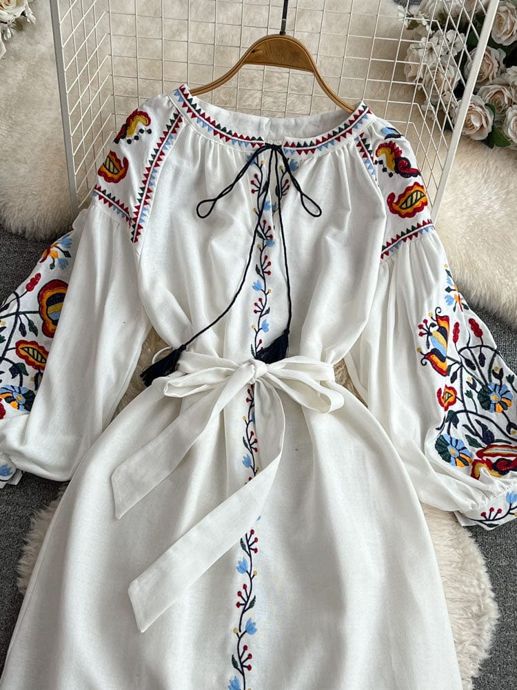 AS | Haftowana sukienka vintage