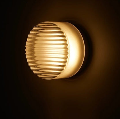 LumaSphere | Elegancka okrągła lampa ścienna