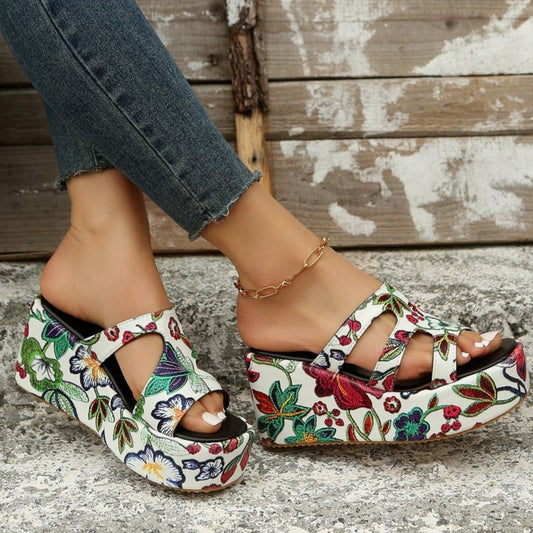AS | Wycięte kwiatowe sandały peep toe