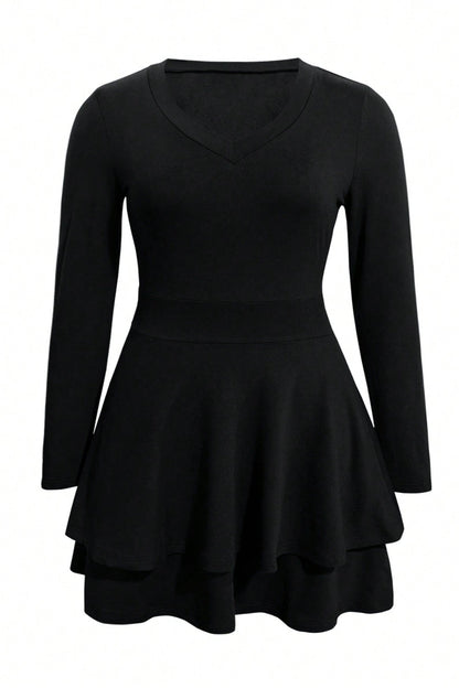 LB | Plus Size Warstwowa sukienka mini z długim rękawem V-neck