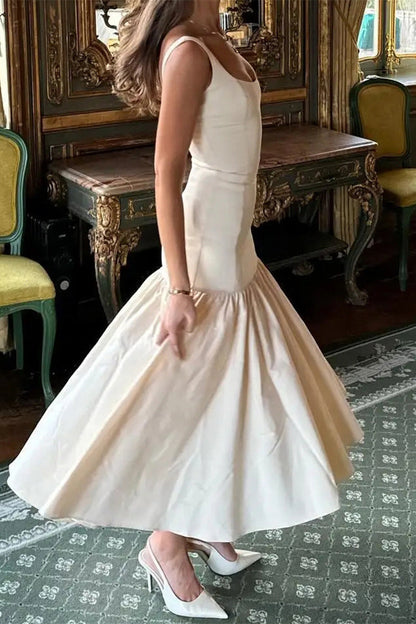 LB | Elegancka sukienka midi z falbanką