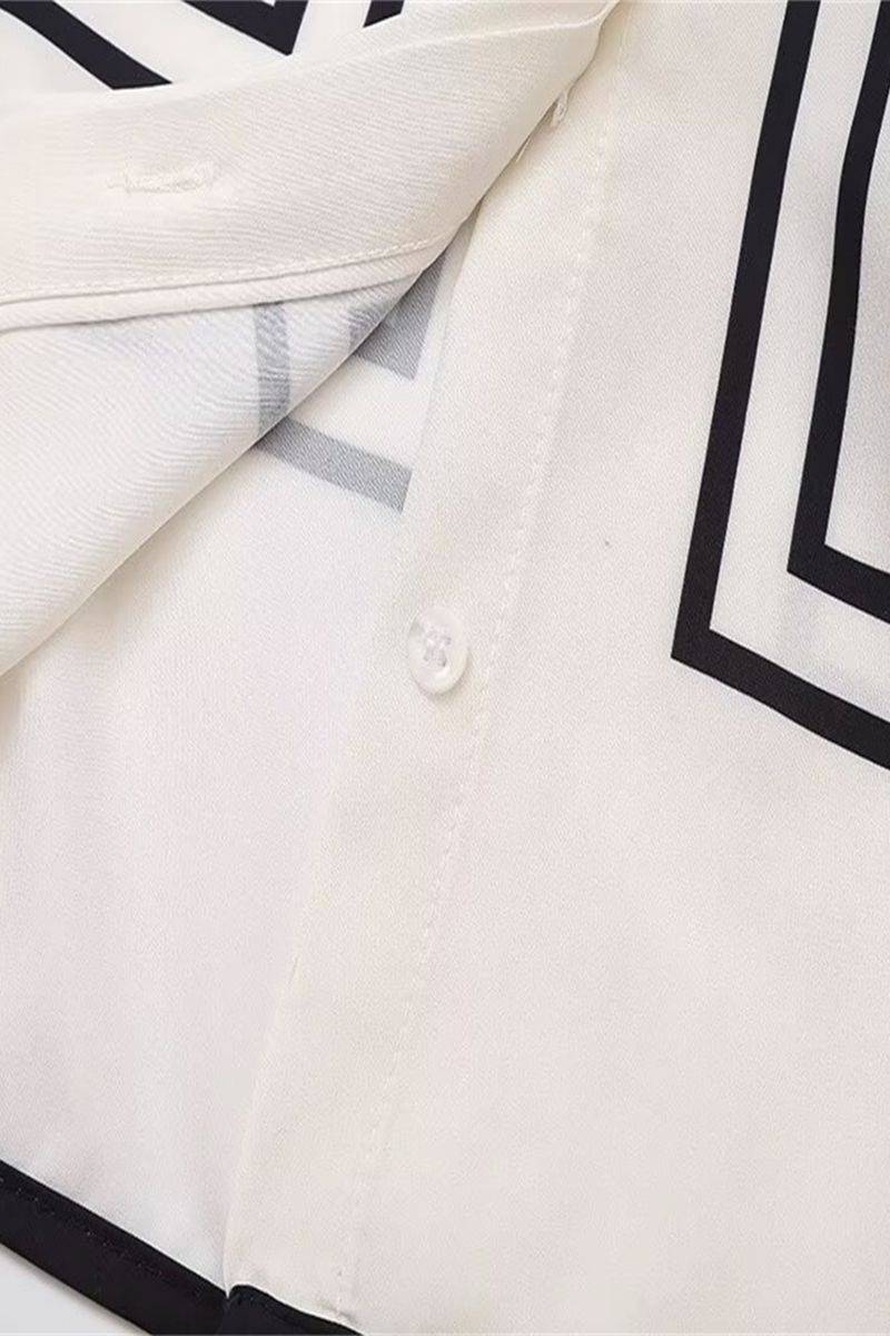 LB | Casual Stripe Buttons Slit Contrast O Neck Blouses