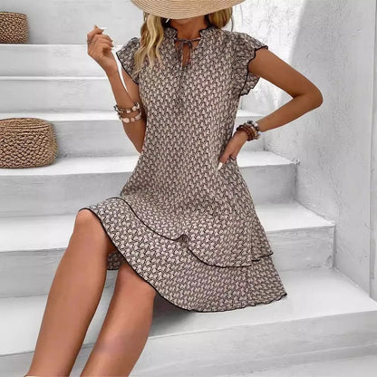 LB | Elegancka sukienka mini z falbanką