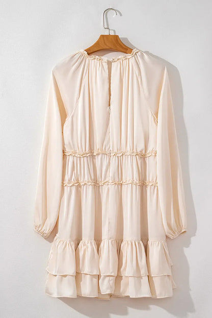 LB | Falbaniasta sukienka mini z długim rękawem V-neck