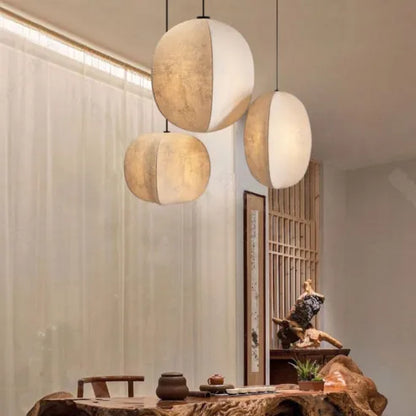 Japońska lampa wisząca w stylu wabi-sabi z tkaniny