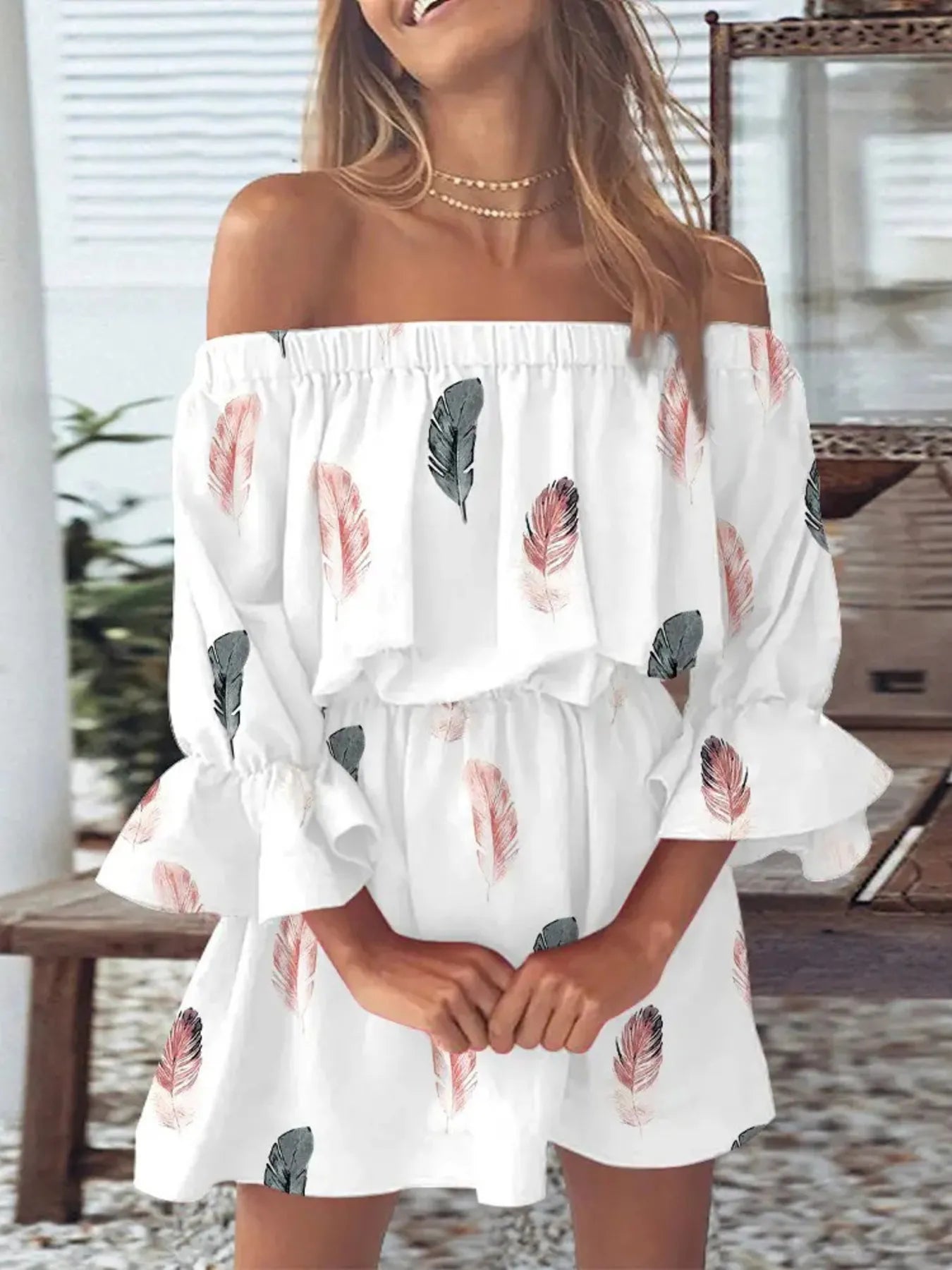 LB | Pełnowymiarowa kwiatowa sukienka mini z falbanką na ramiączkach Plus Size