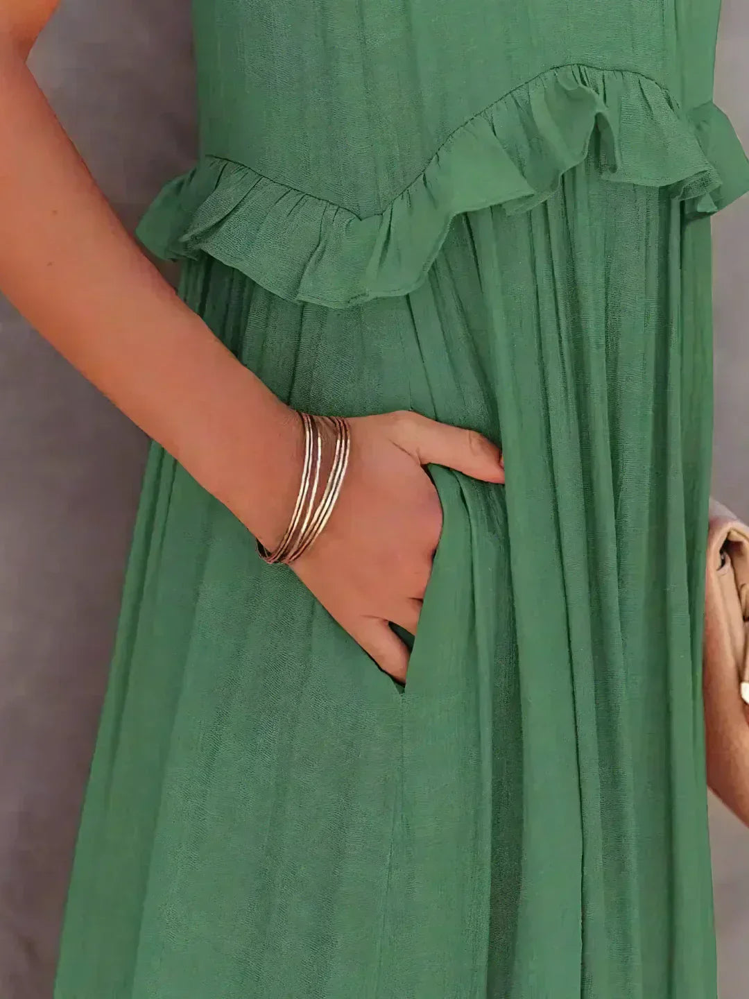 LB | Halter Ruffle Maxi Dress