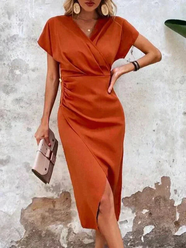 LB | Elegancka drapowana sukienka midi