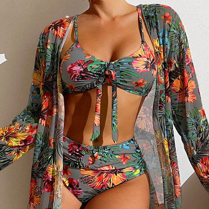 LB | 3-częściowe bikini w kwiaty z tuniką