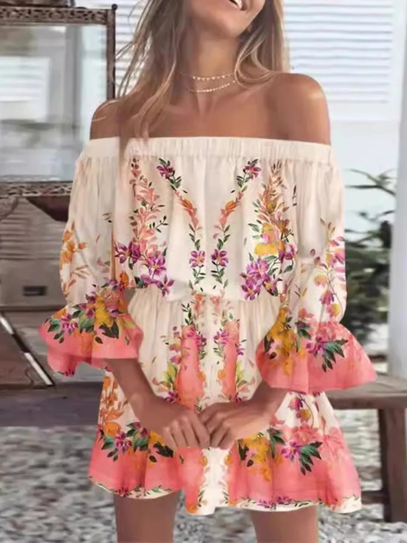 LB | Pełnowymiarowa kwiatowa sukienka mini z falbanką na ramiączkach Plus Size