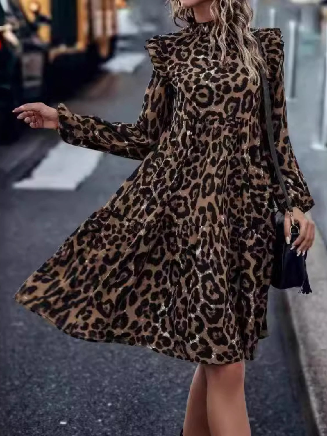 LB | Ruched Leopard Mock Neck Sukienka mini z długim rękawem